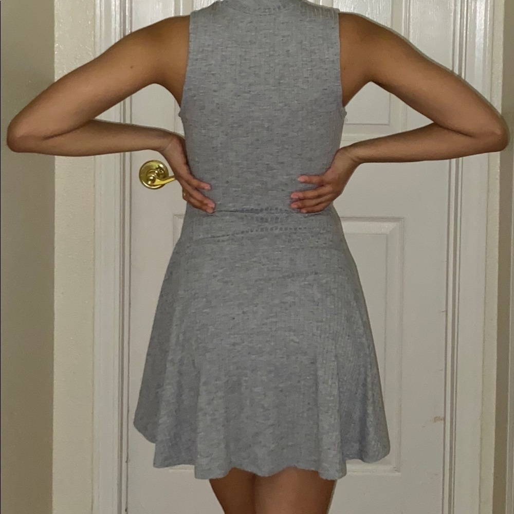 Mini Grey Dress - Picture 4 of 5